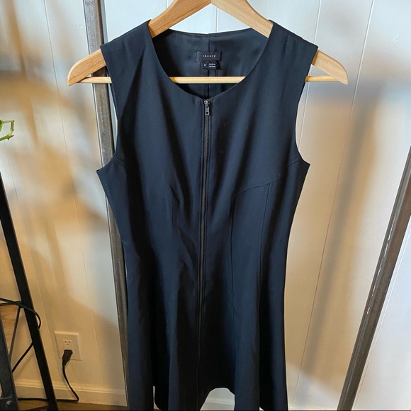 Theory • ‘Bonbi’ Black Zip-Up Dress - Picture 3 of 5